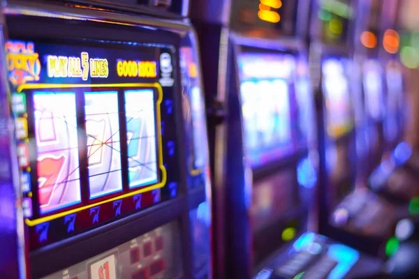 idnasia88 platform dashboard showing football markets and live-dealer options